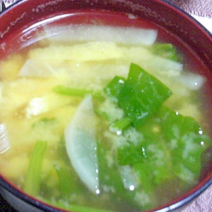 大根とほうれん草と油揚げのお味噌汁 レシピ 作り方 By デラみーやん 楽天レシピ 大根とほうれん草と油揚げのお味噌汁 レシピ 作り方 By デラみーやん 楽天レシピ
